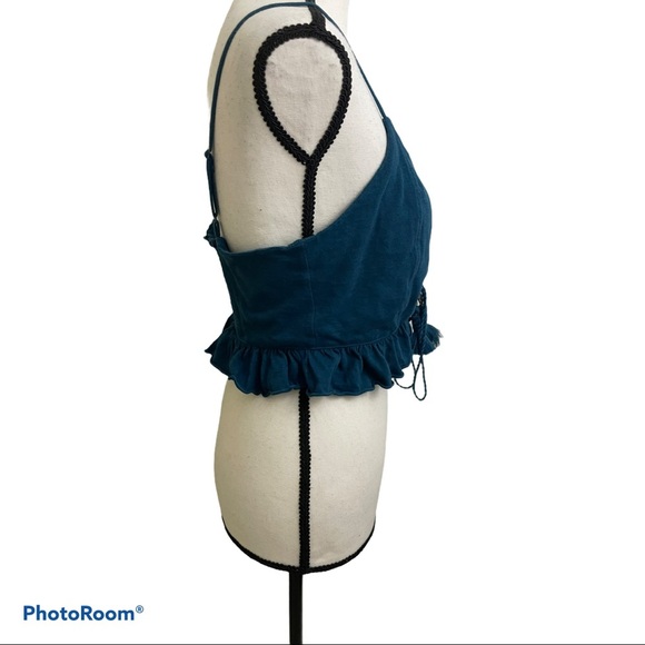 American eagle outfitters lace up crop top Sz Med - Picture 3 of 6